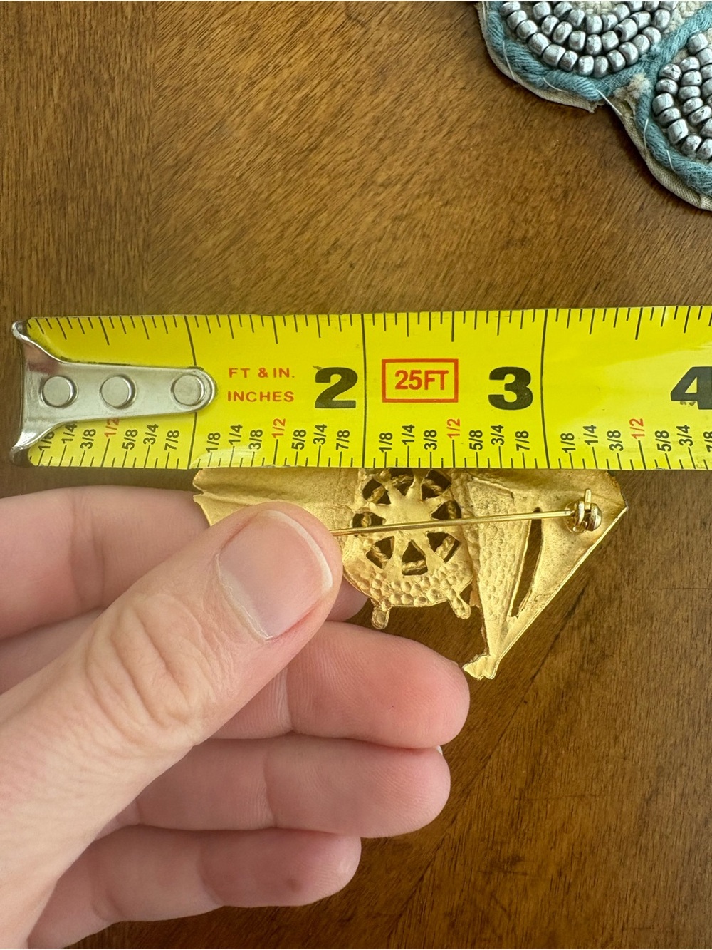 Vintage Nautical Sailboat Wheel Brooch Gold Tone Maritime Pin - Picture 8 of 8